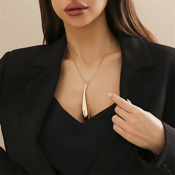 Простая цепочка с длинным гладким каплевидным ожерельем с подвеской для женщин Модные элегантные женские аксессуары на шее 2024 Модные ювелирные изделия