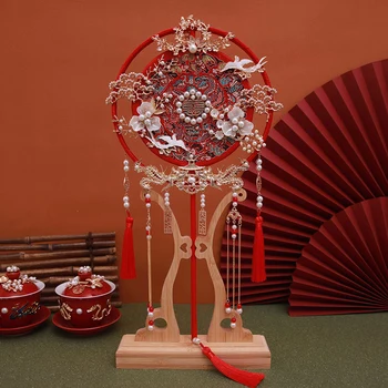 Винтажный китайский веер с длинной ручкой, свадебное украшение, украшенный фениксом, подарок лучшему другу, женский веер на свадьбу
